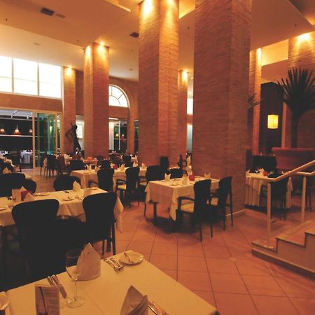 Vitoria Hotel Concept Campinas Кампінас Ресторан фото